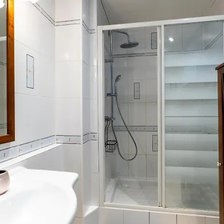 Appartement Fonctionnel, Balcon ,2 Minutes Gare ,17 Minutes Paris Cormeilles-en-Parisis Buitenkant foto